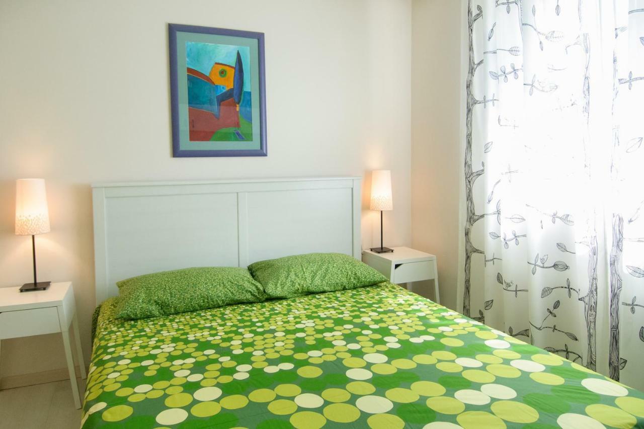 Studio And Apartment Nadia With Garden Porec Exterior photo